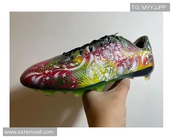 球星亲手赠送足球鞋背后的故事与意义揭秘